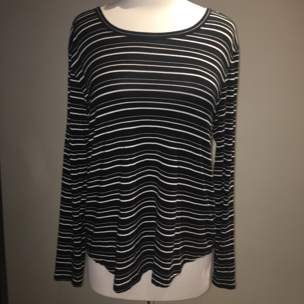 AEO black and white striped long sleeve top size M
